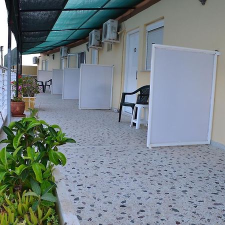 Fontana Rooms Mytilene Bagian luar foto