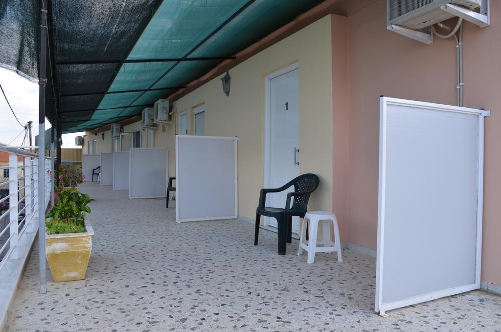 Fontana Rooms Mytilene Bagian luar foto