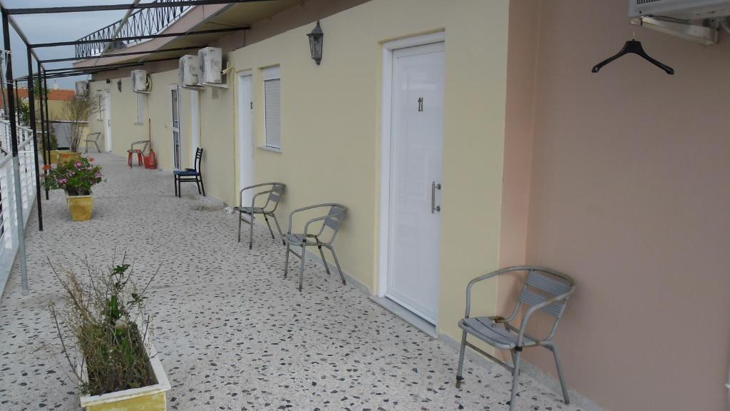 Fontana Rooms Mytilene Bagian luar foto